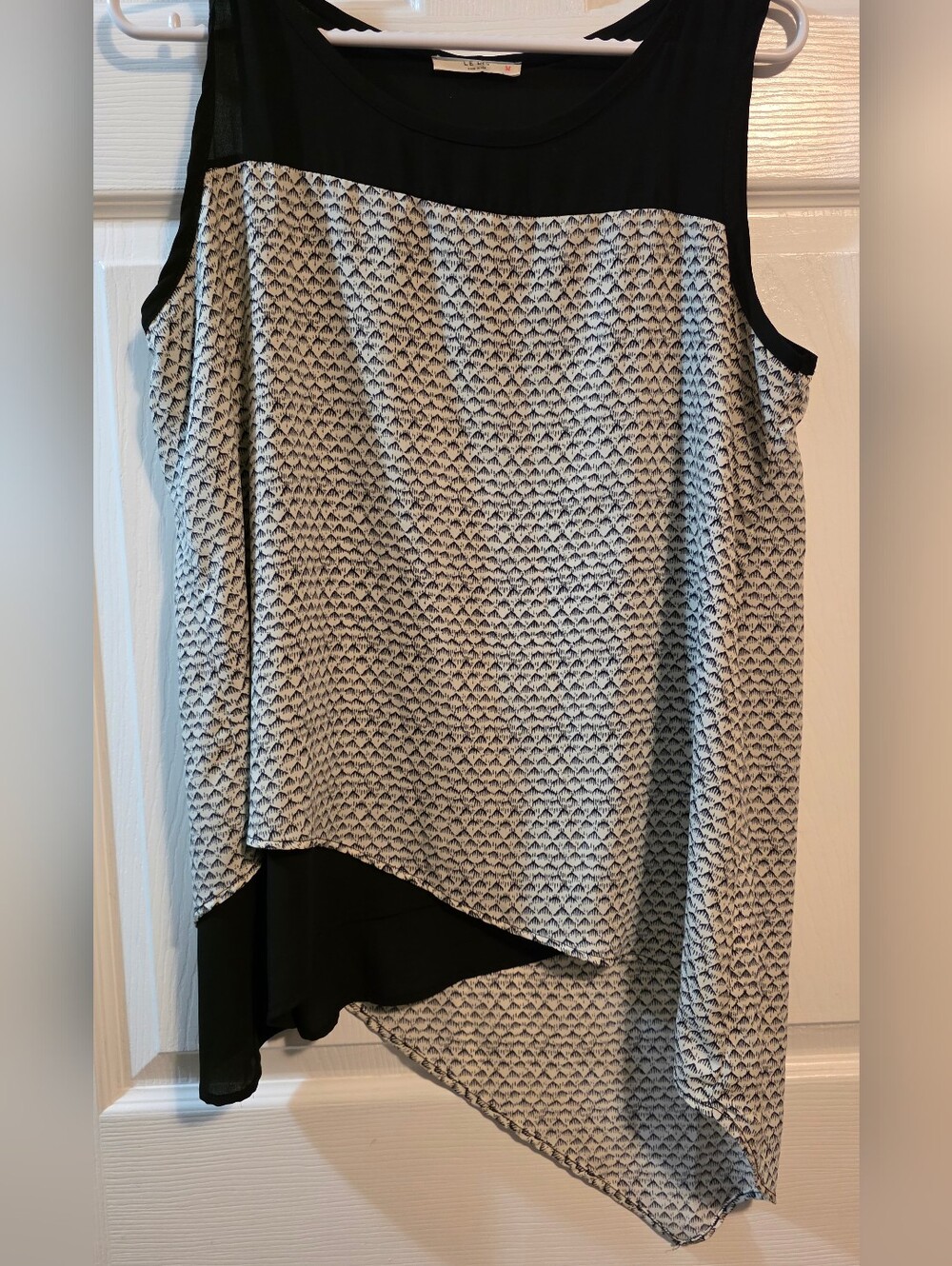 4/$25 Deal! Le Lis Sleeveless Layered Black and Cream Geometric Top